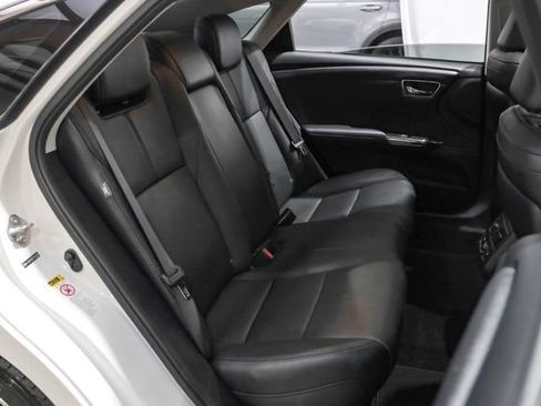 Used 2014 Toyota Avalon Limited FWD image 40
