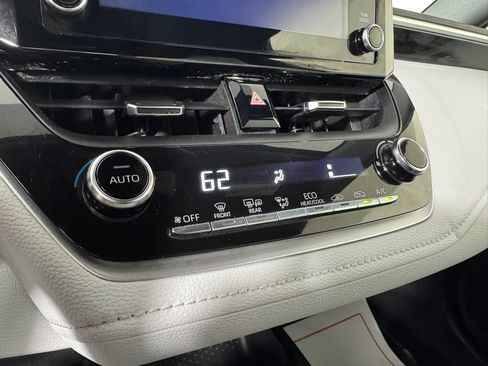 Used 2019 Toyota Corolla SE image 20