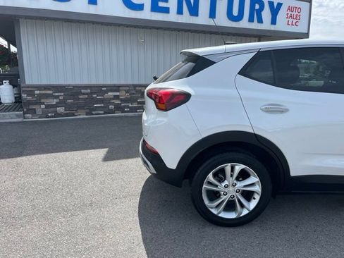 Used 2020 Buick Encore GX Preferred w/ Cold Weather Comfort Package FWD image 13