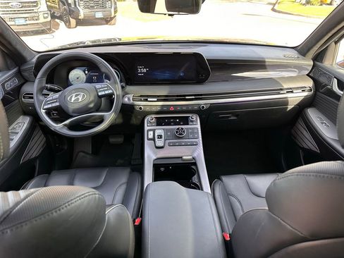 Used 2025 Hyundai Palisade Calligraphy image 24