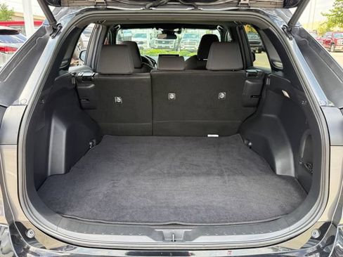 Used 2023 Toyota RAV4 SE w/ Convenience Package AWD/4WD image 29
