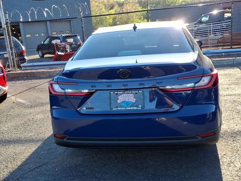 Certified 2025 Toyota Camry LE w/ Convenience Package FWD image 5