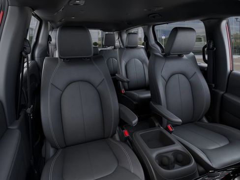 New 2026 Chrysler Voyager LX FWD image 18