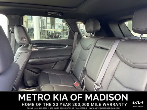 Used 2021 Cadillac XT5 Premium Luxury AWD/4WD image 28