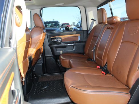 Used 2015 RAM 1500 Laramie Longhorn w/ Convenience Group image 17