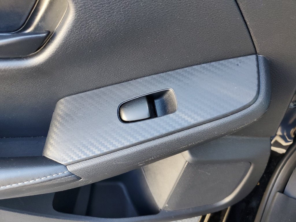 Used 2025 Nissan Sentra SV FWD image 16