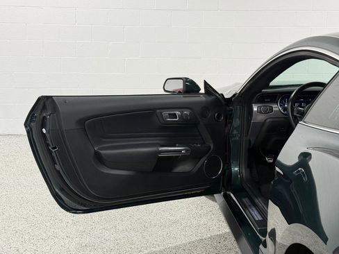 Used 2020 Ford Mustang Bullitt image 11
