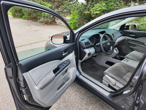 Used 2014 Honda CR-V LX image 19