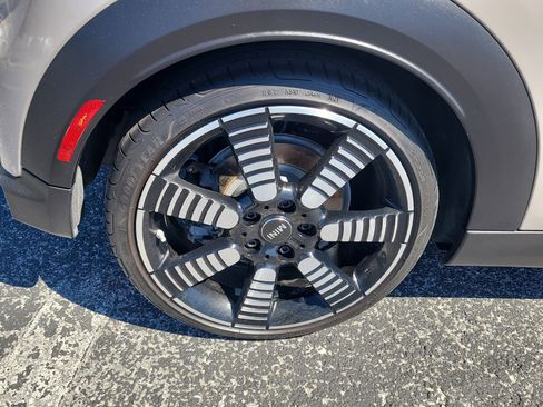 Used 2022 MINI Cooper S image 9