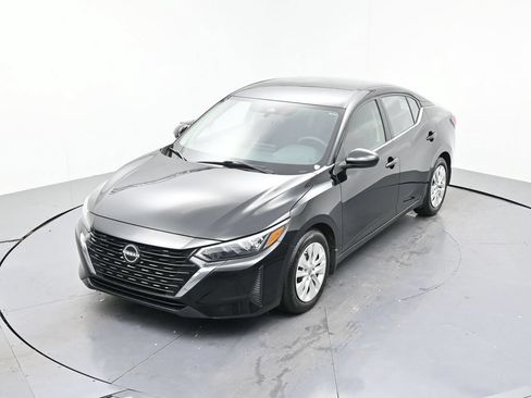 Used 2025 Nissan Sentra S FWD image 19