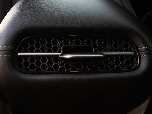 Certified 2025 Honda HR-V EX-L image 41