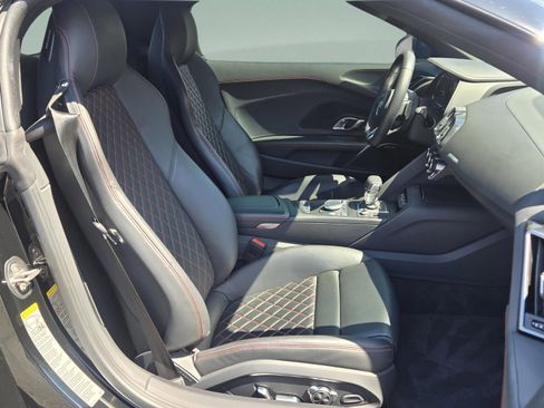 Used 2021 Audi R8 V10 image 15