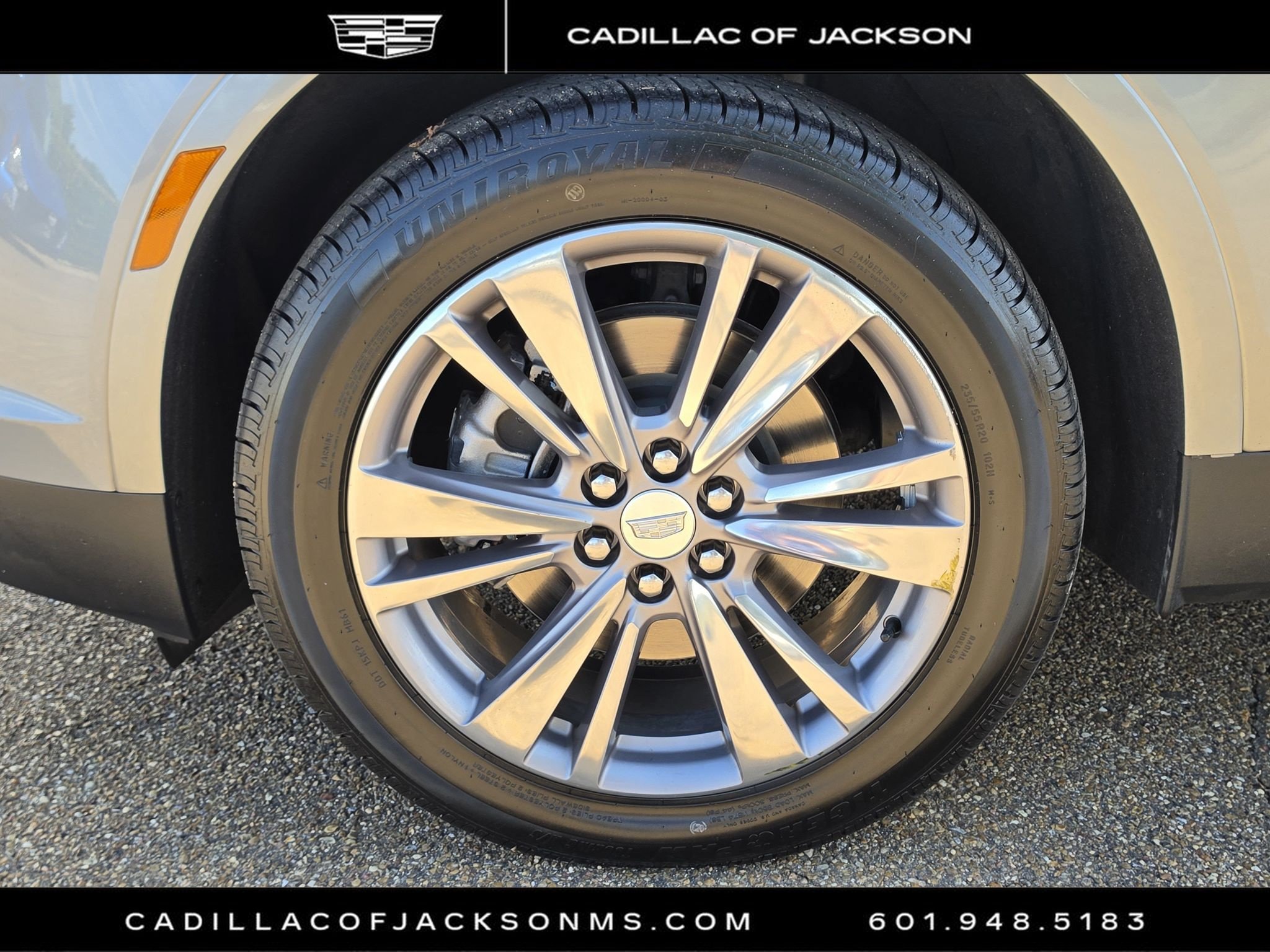 Certified 2025 Cadillac XT5 Premium Luxury FWD image 25