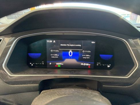 Used 2022 Volkswagen Tiguan S image 9