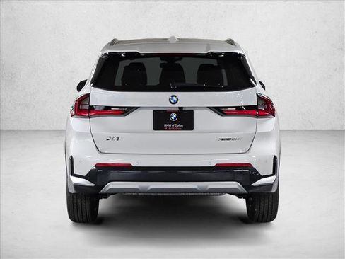 New 2026 BMW X1 xDrive28i AWD/4WD image 6