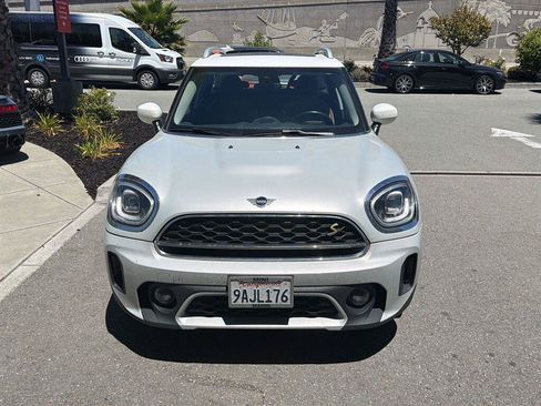 Used 2022 MINI Cooper Countryman SE w/ Signature Upholstery Package AWD/4WD image 3