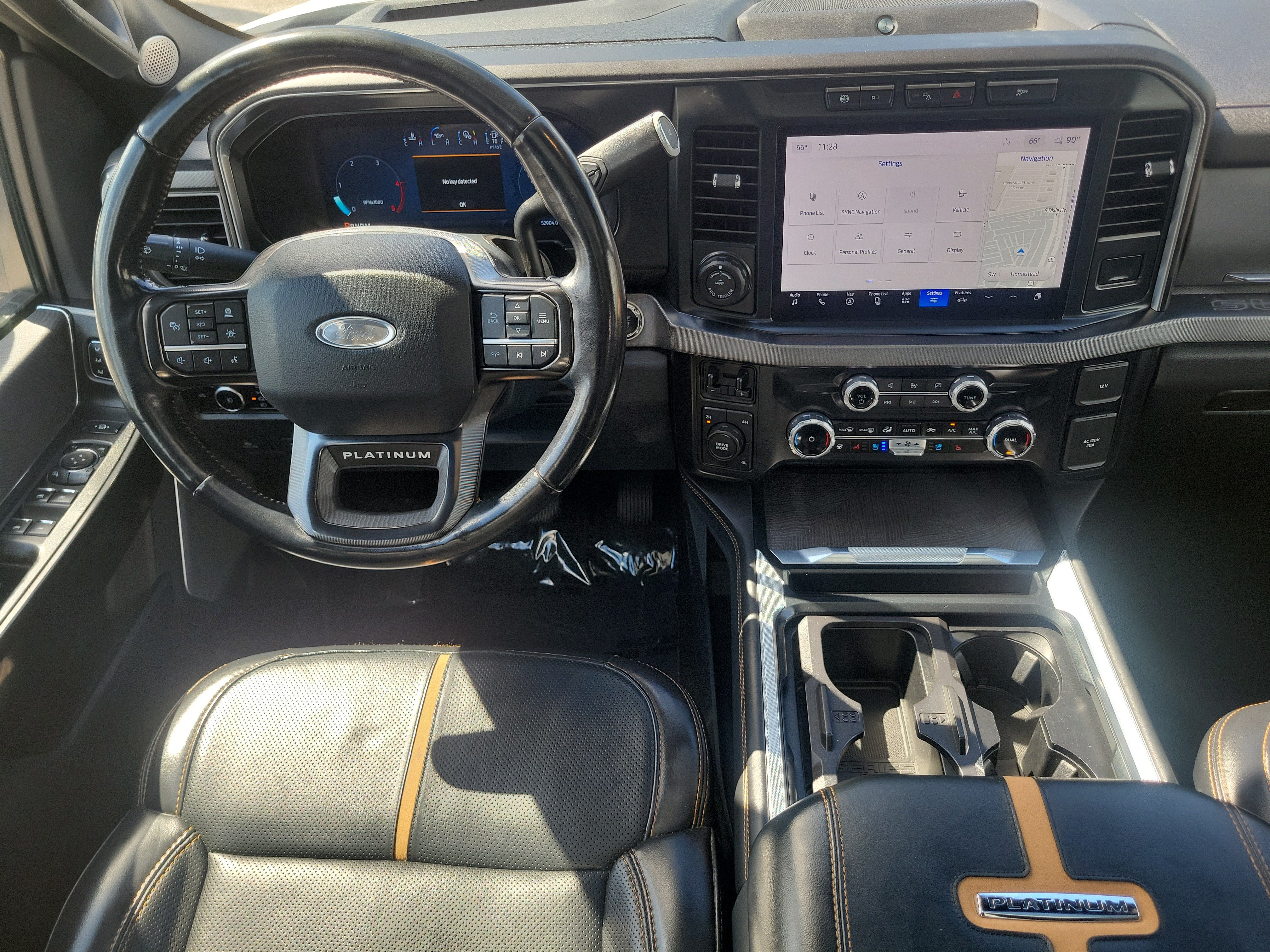 Used 2024 Ford F350 Platinum AWD/4WD image 15