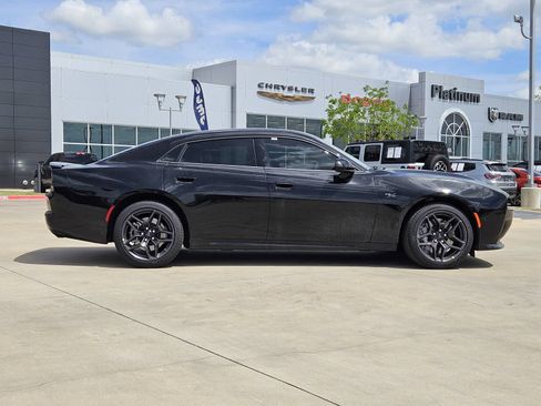 New 2026 Dodge Charger R/T AWD/4WD image 7