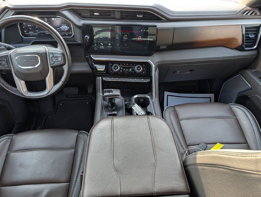 Used 2023 GMC Sierra 1500 Denali w/ Denali Reserve Package AWD/4WD image 10