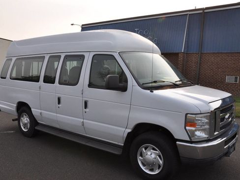 Used 2013 Ford E-250 and Econoline 250 Extended w/ PWR Group image 5