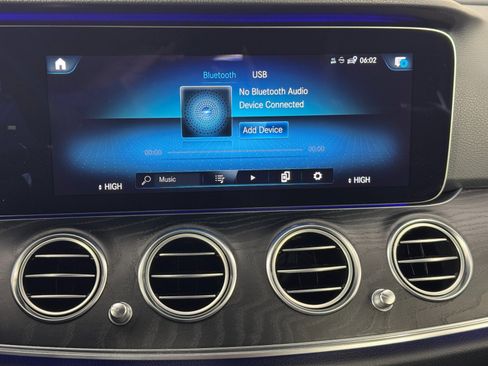 Used 2021 Mercedes-Benz E 350 Sedan w/ Premium Package image 27