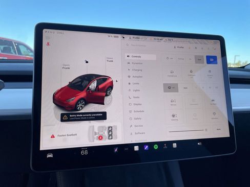 Used 2023 Tesla Model Y Long Range image 17