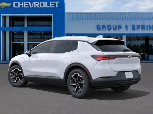 New 2026 Chevrolet Equinox EV LT FWD image 27