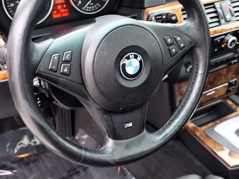Used 2009 BMW 528i xDrive Sedan AWD/4WD image 27