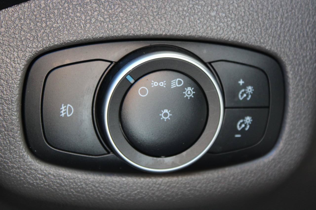 Used 2021 Ford Transit Connect XLT FWD image 26