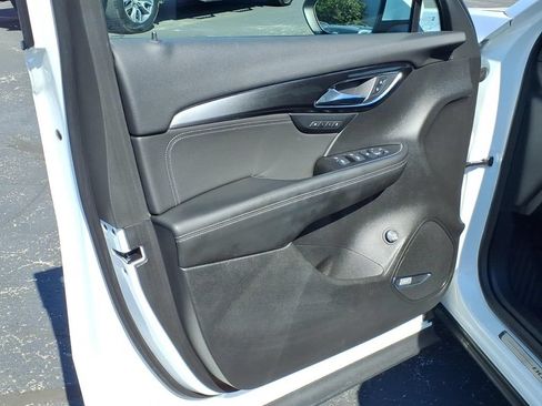 Used 2024 Buick Envision Preferred AWD/4WD image 12
