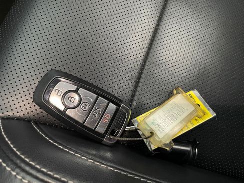 Used 2024 Ford Mustang Premium image 21