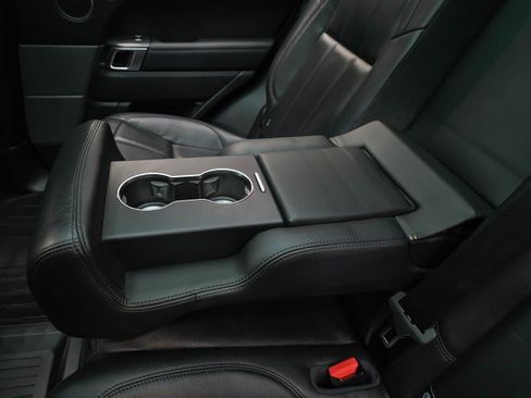 Used 2018 Land Rover Range Rover Sport SE AWD/4WD image 17