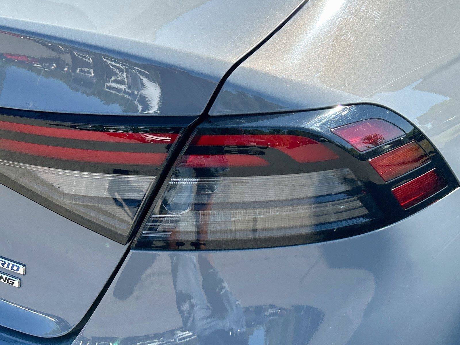 Used 2024 Honda Accord Touring image 12