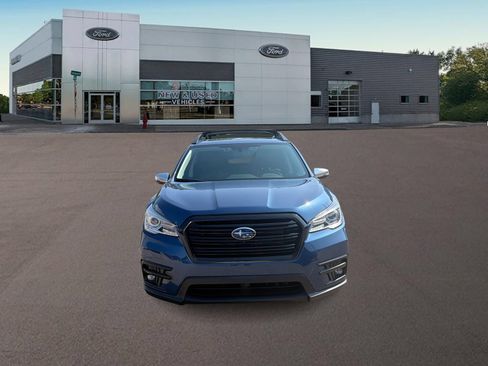 Used 2022 Subaru Ascent Touring w/ Popular Package #2A AWD/4WD image 3