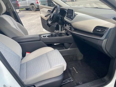 Used 2023 Nissan Rogue SV AWD/4WD image 34