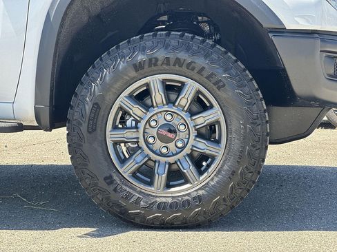 New 2026 GMC Sierra 1500 AT4X AWD/4WD image 30