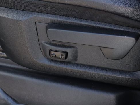 Used 2022 RAM 2500 Tradesman w/ Protection Group image 18