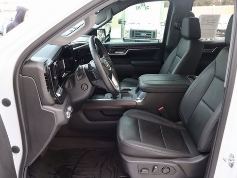 Used 2023 GMC Sierra 1500 SLT w/ SLT Premium Package image 25