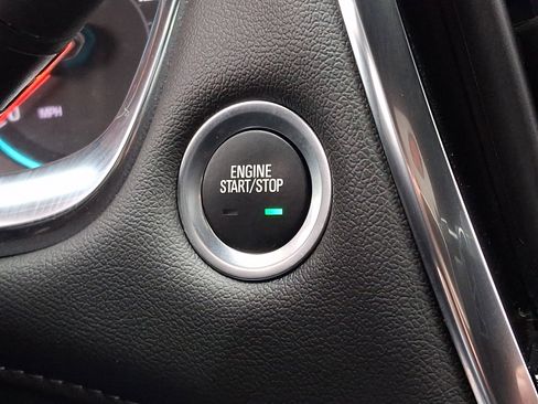 Certified 2023 Chevrolet Traverse LT image 25