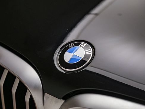 Used 2024 BMW X3 sDrive30i w/ Convenience Package RWD image 9
