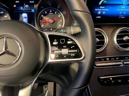 Used 2020 Mercedes-Benz GLC 300 4MATIC image 28