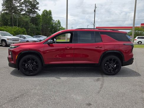 New 2026 Chevrolet Traverse RS w/ LPO, Floor Liner Package FWD image 2