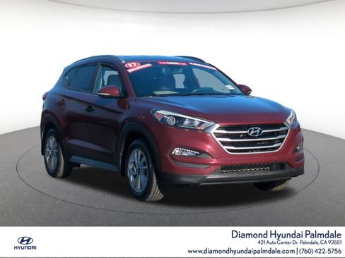 Used 2017 Hyundai Tucson SE Plus image 1