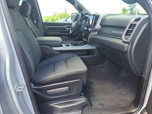New 2026 RAM 1500 4x4 Crew Cab image 28