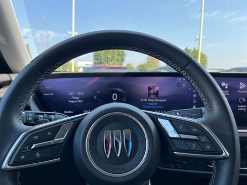 Used 2024 Buick Envision Sport Touring image 30