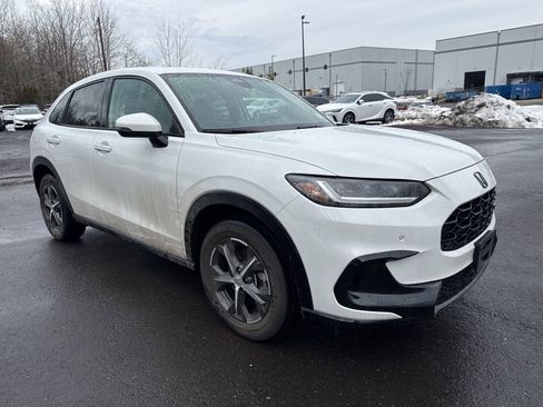 Used 2024 Honda HR-V EX-L image 3