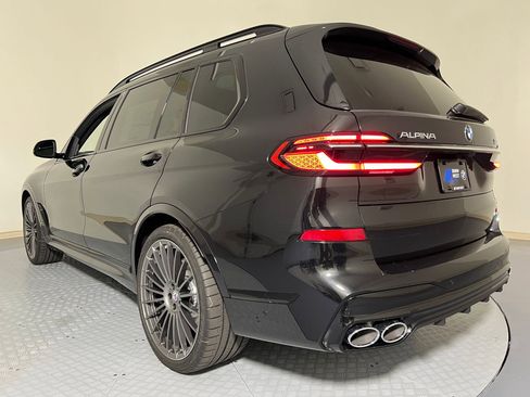 New 2026 BMW ALPINA XB7 AWD/4WD image 2