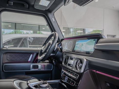Used 2023 Mercedes-Benz G 550 image 18