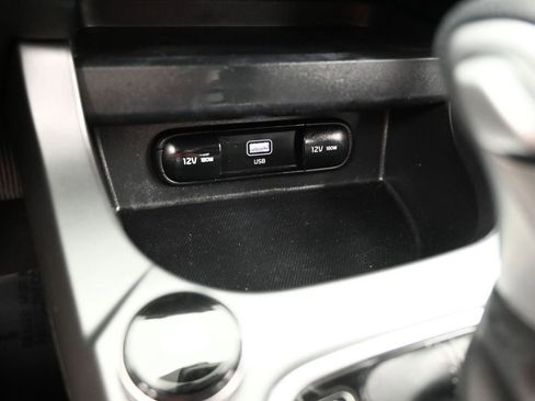 Used 2024 Kia Seltos LX image 23