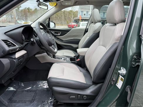 Used 2023 Subaru Forester Limited AWD/4WD image 12